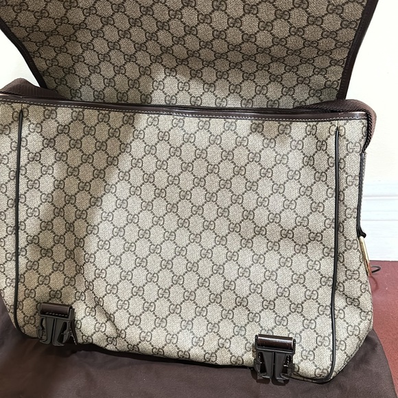 100% Authentic Gucci Diaper Bag - Picture 4 of 7
